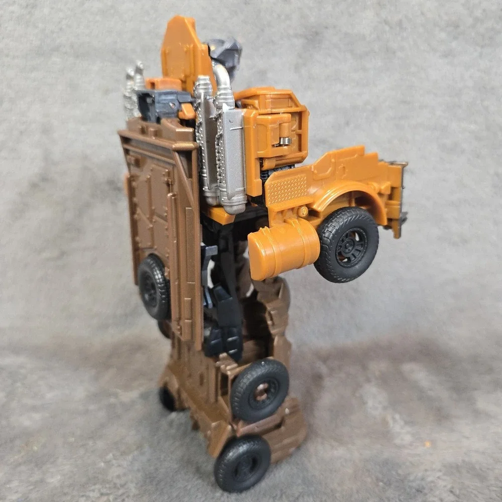 Transformers Studio Series Battletrap Voyager Class Action Figure 2022 Hasbro